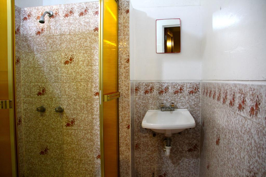 The House Project Backpackers Ліма Екстер'єр фото