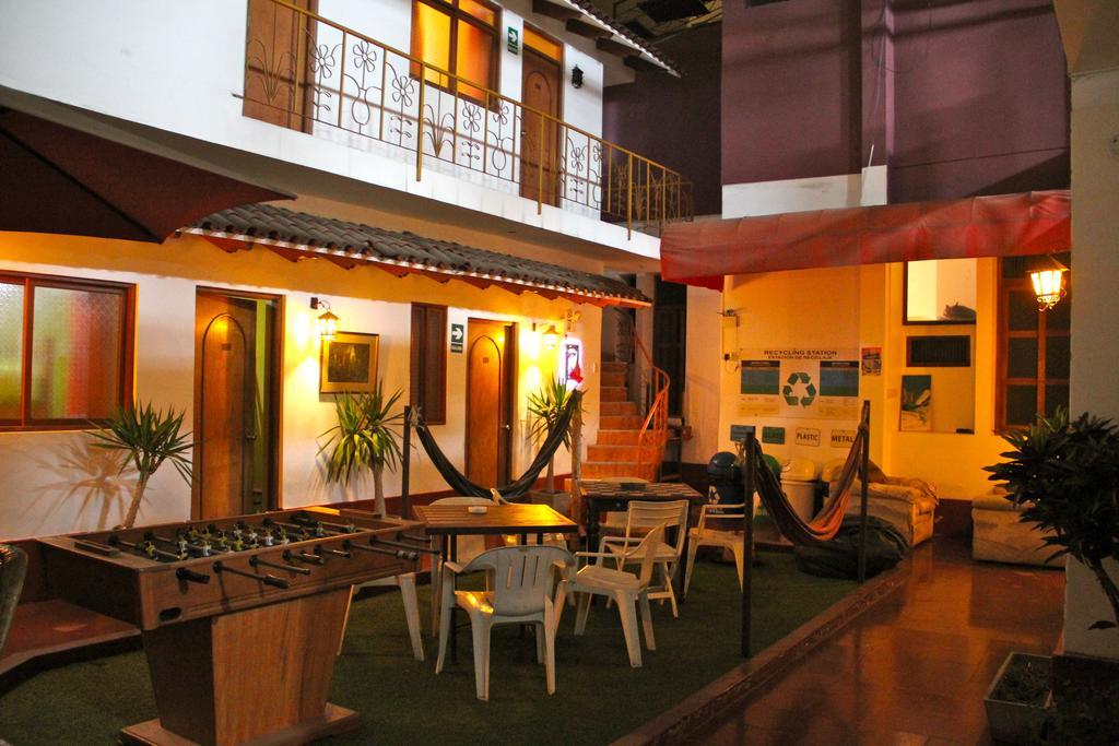 The House Project Backpackers Ліма Номер фото