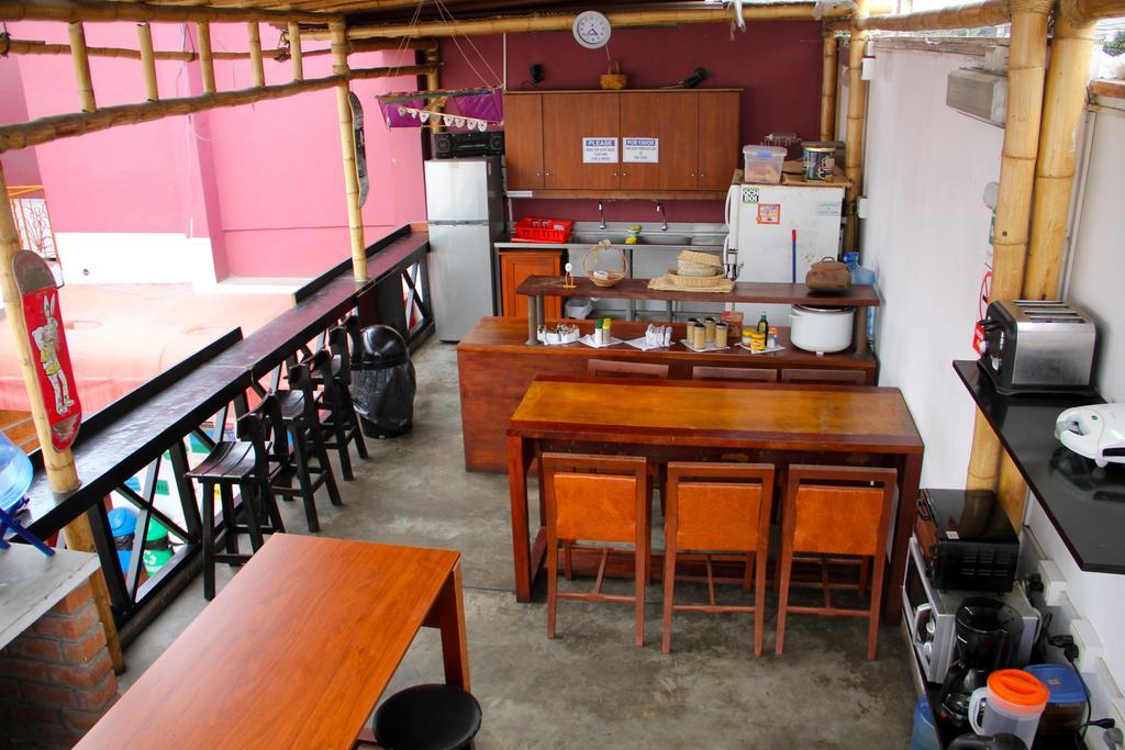 The House Project Backpackers Ліма Номер фото